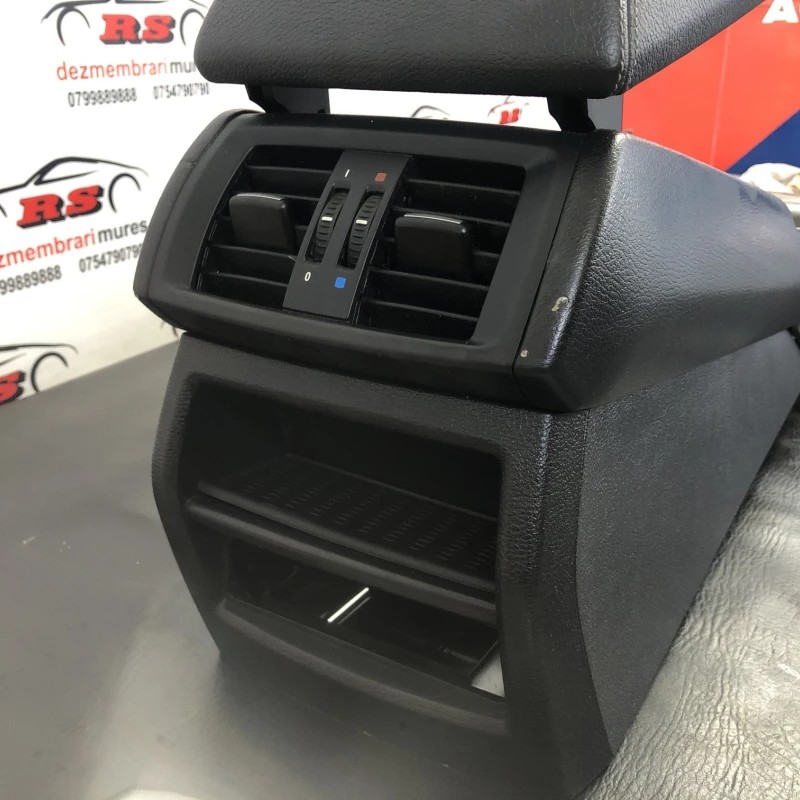 Cotiera centrala / BMW X3 F25 2011 / Interior