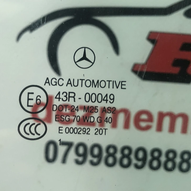Geam dreapta fata / Mercedes-Benz B Class W246 2012 / Caroserie, oglinzi si faruri