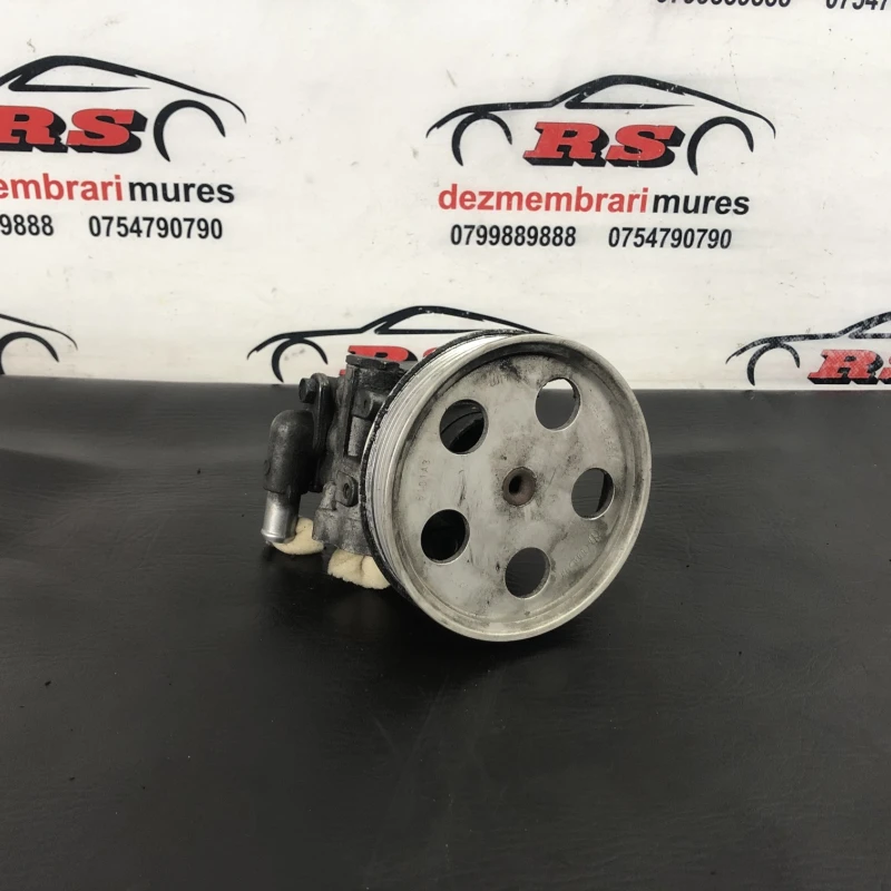 Pompa servo / Audi A4 B8 2011 / Directie si suspensie