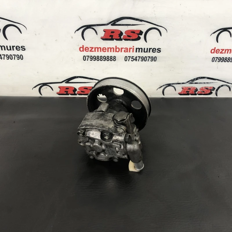 Pompa servo / Audi A4 B8 2011 / Directie si suspensie