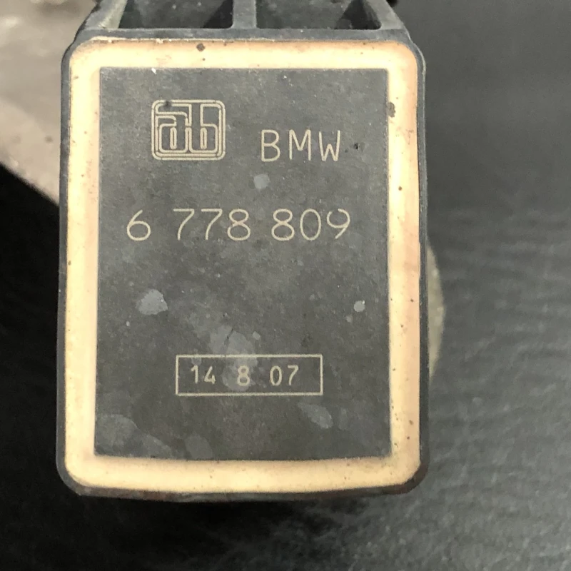 Senzor nivel far / BMW Seria 7 E65 2008 / Audio si electronice