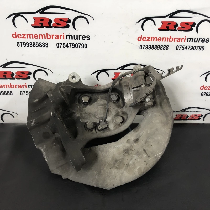 Fuzeta dreapta fata / BMW Seria 7 E65 2008 / Directie si suspensie