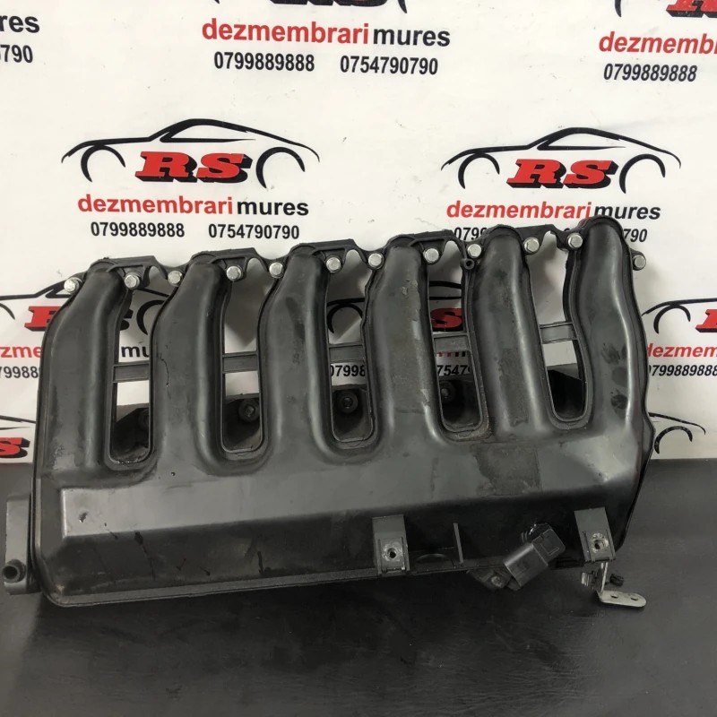 Galerie de admisie / BMW Seria 7 E65 2008 / Motor, racire si evacuare