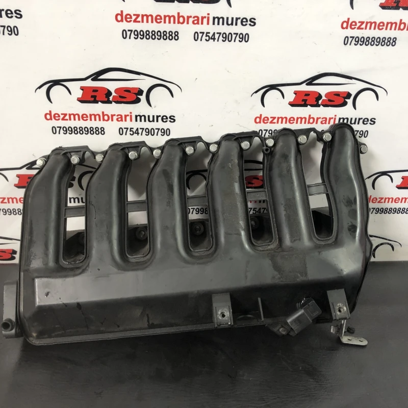 Galerie de admisie / BMW Seria 7 E65 2008 / Motor, racire si evacuare