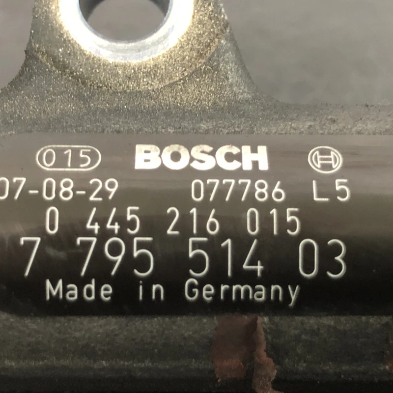Rampa injectoare / BMW Seria 7 E65 2008 / Motor, racire si evacuare