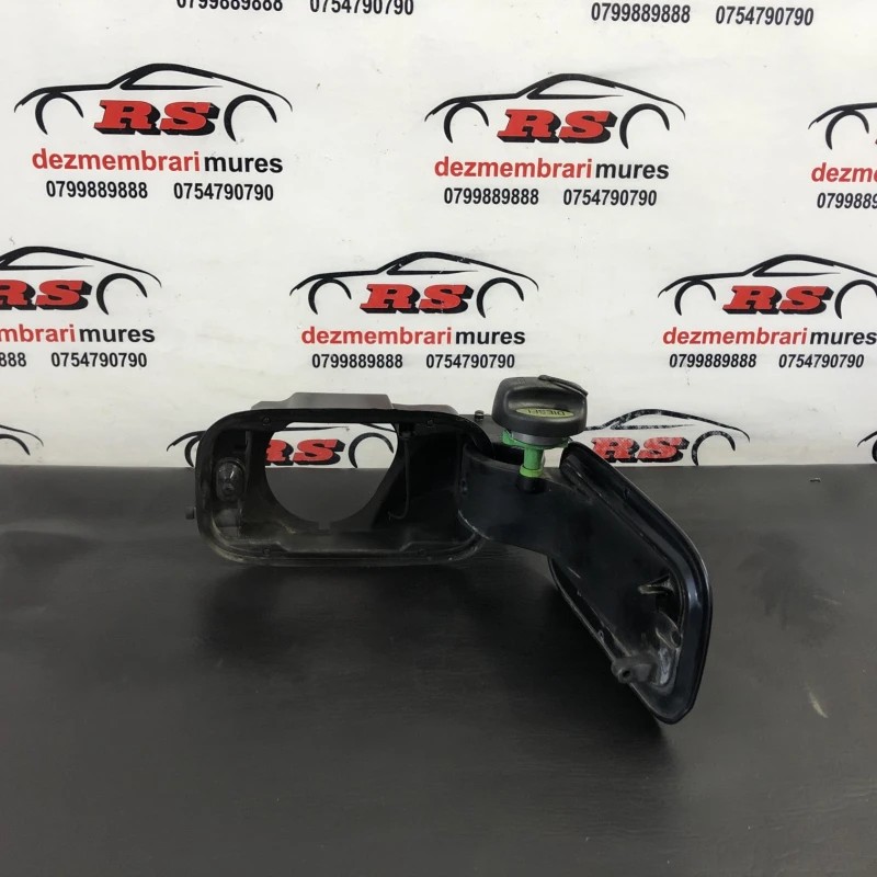 Capac usa rezervor / BMW Seria 7 E65 2008 / Caroserie, oglinzi si faruri