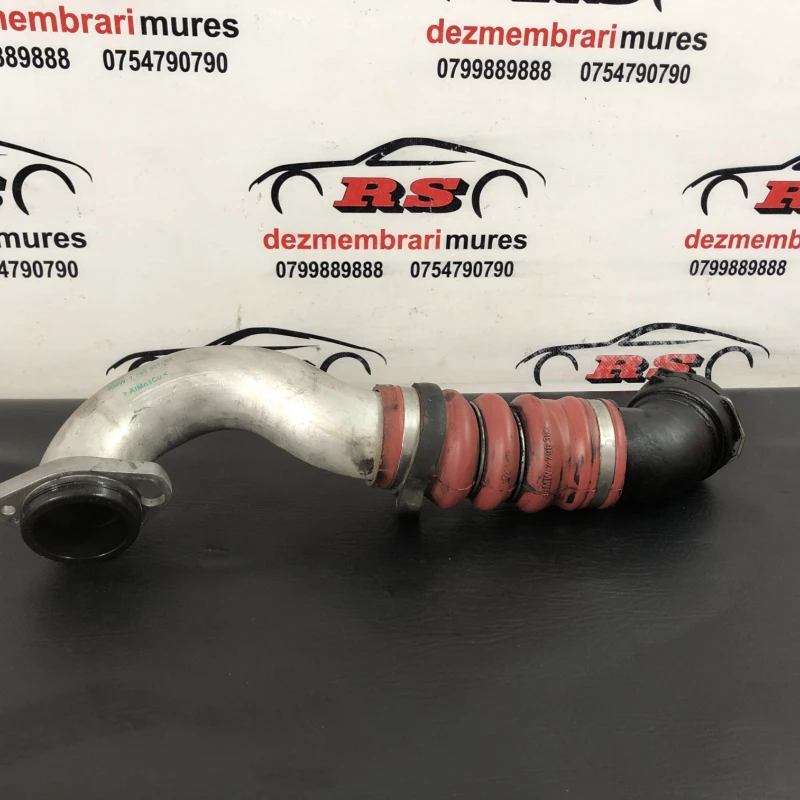 Furtun turbo intercooler / BMW Seria 7 E65 2008 / Motor, racire si evacuare