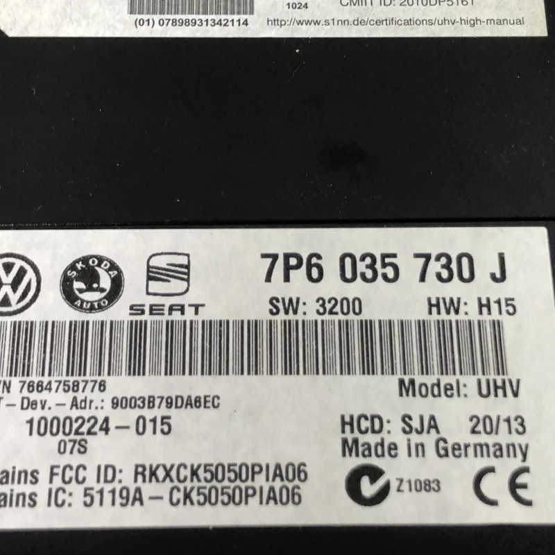 Modul bluthooth / Volkswagen Passat B7 2014 / Audio si electronice
