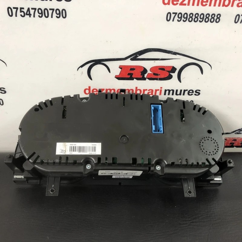 Ceas bord / Volkswagen Passat B7 2014 / Audio si electronice