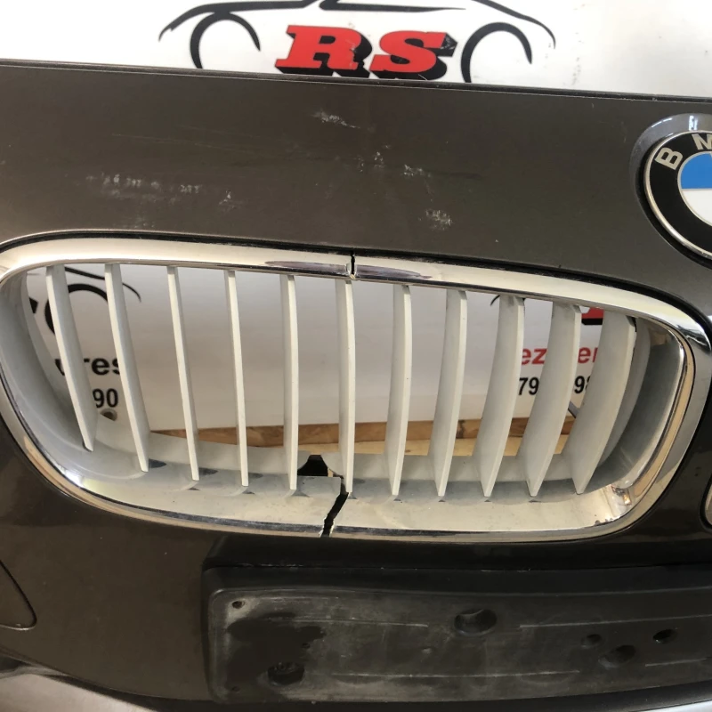Bara fata / BMW Seria 3 F30 2013 / Caroserie, oglinzi si faruri
