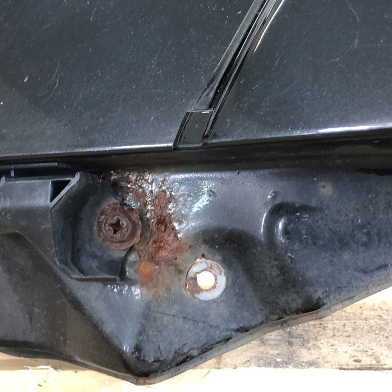 Aripa stanga fata / Toyota Hilux  2007 / Caroserie, oglinzi si faruri