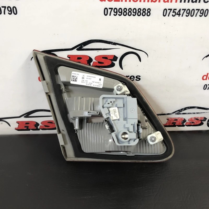 Stop dreapta haion / Mercedes-Benz B Class W246 2012 / Caroserie, oglinzi si faruri
