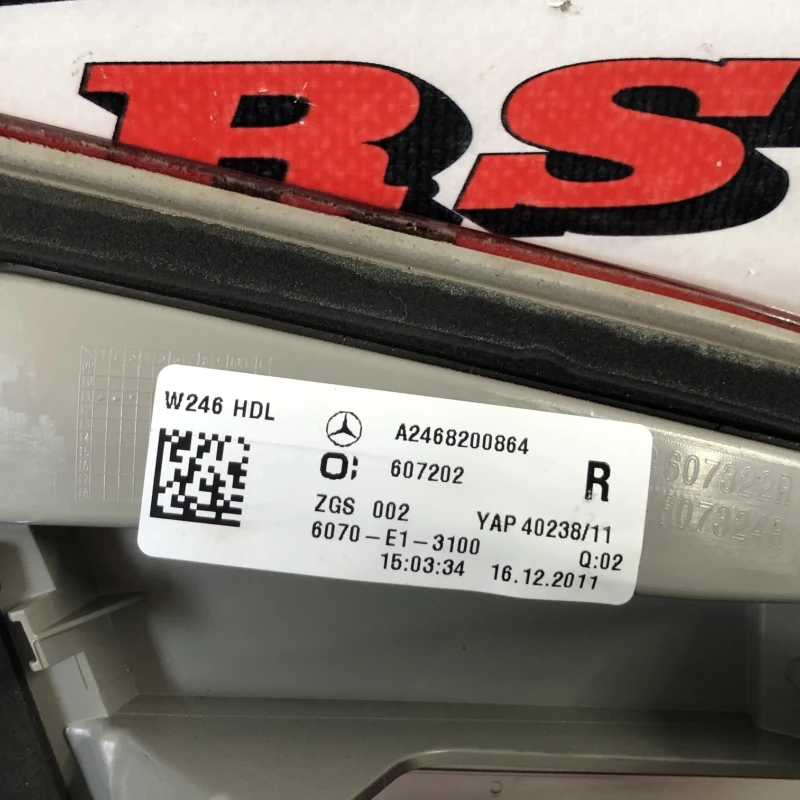 Stop dreapta haion / Mercedes-Benz B Class W246 2012 / Caroserie, oglinzi si faruri