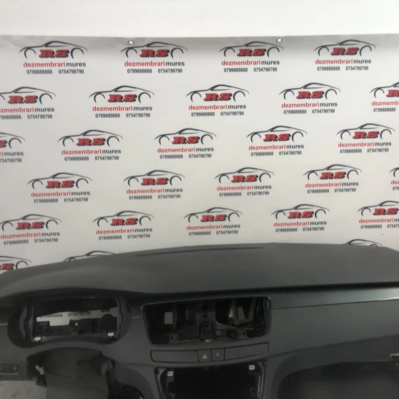 Plansa bord / Peugeot 508 508 2014 / Interior