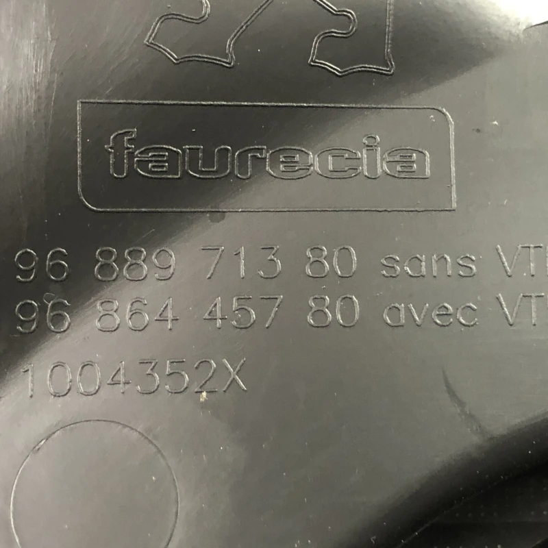 Plansa bord / Peugeot 508 508 2014 / Interior