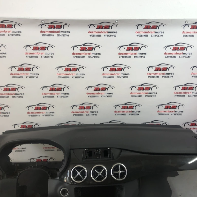 Plansa bord / Mercedes-Benz B Class W246 2012 / Interior
