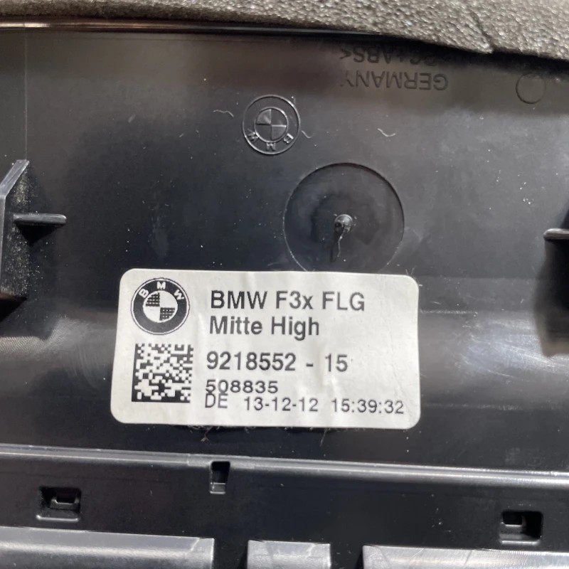 Grila aer bord / BMW Seria 3 F30 2013 / Interior