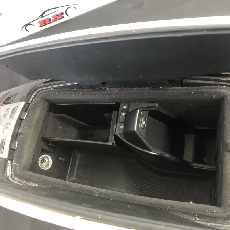 Cotiera centrala / BMW Seria 7 E65 2008 / Interior