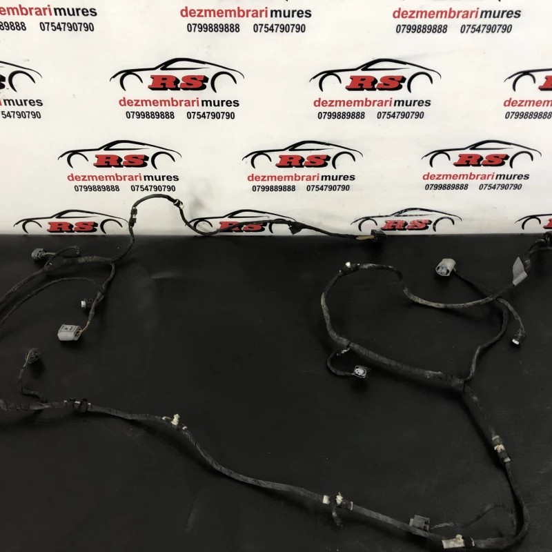 Instalatie senzori parcare fata / BMW Seria 7 E65 2008 / Audio si electronice
