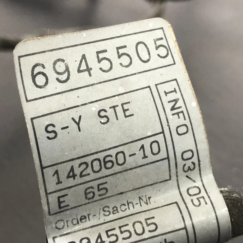 Instalatie senzori parcare fata / BMW Seria 7 E65 2008 / Audio si electronice