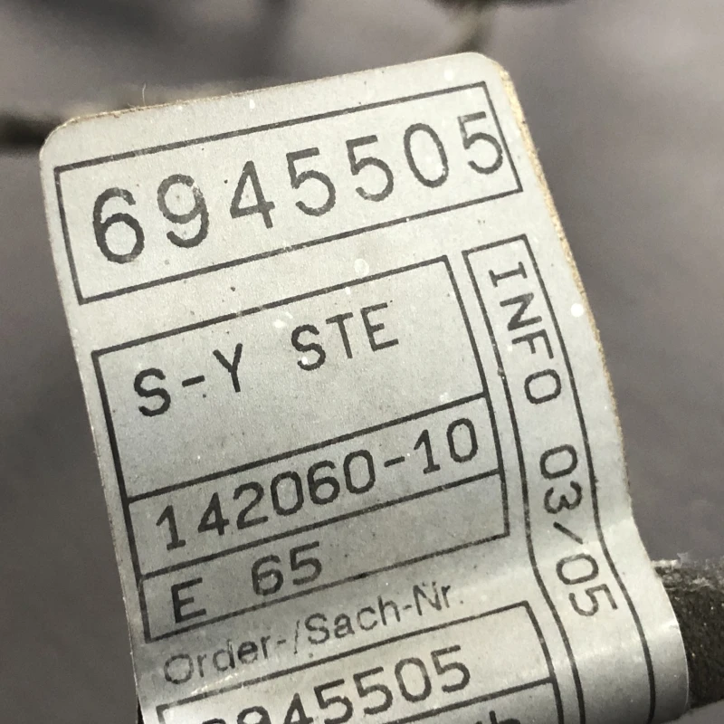 Instalatie senzori parcare fata / BMW Seria 7 E65 2008 / Audio si electronice