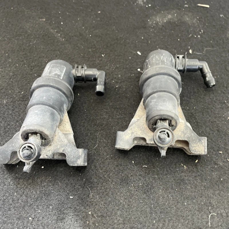 Spalator far stanga dreapta BMW Seria 7 E65 2008