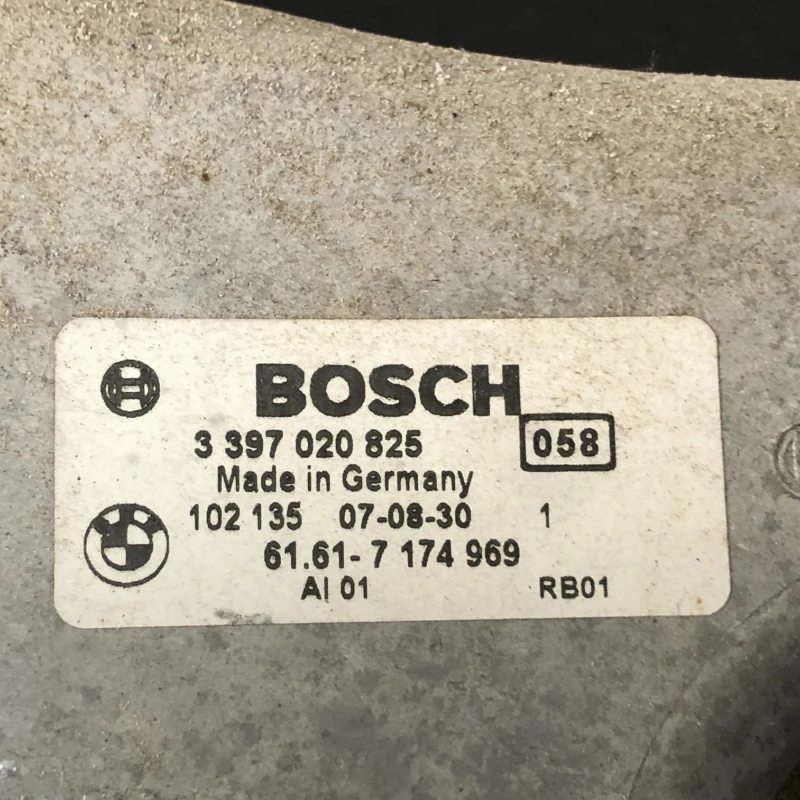 Ansamblu stergatoare cu motoras / BMW Seria 7 E65 2008 / Caroserie, oglinzi si faruri
