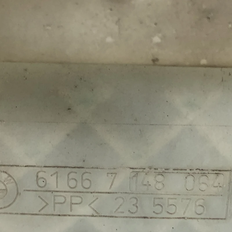 Vas Lichid parbriz strop gel / BMW Seria 7 E65 2008 / Motor, racire si evacuare