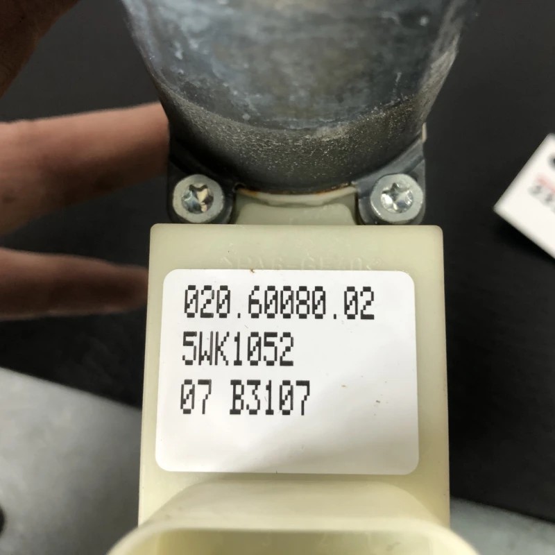 Motoras geam dreapta fata / BMW Seria 7 E65 2008 / Audio si electronice