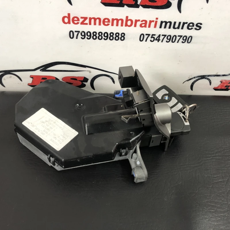 Contact cu cheie / BMW Seria 7 E65 2008 / Interior