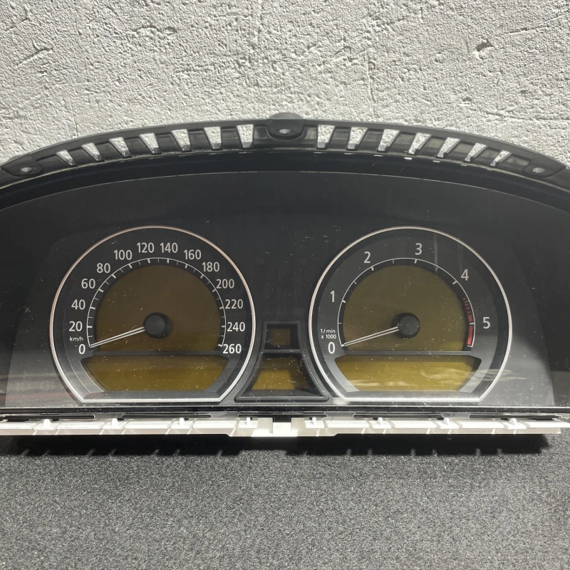 Ceas bord BMW 