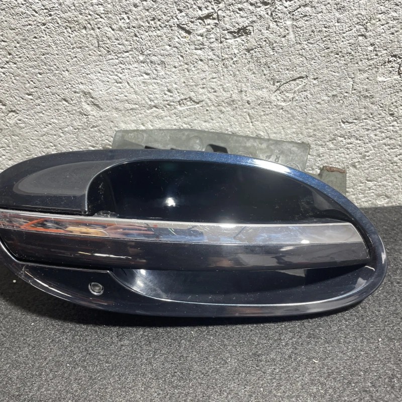 Maner usa dreapta fata BMW Seria 7 E65 2008