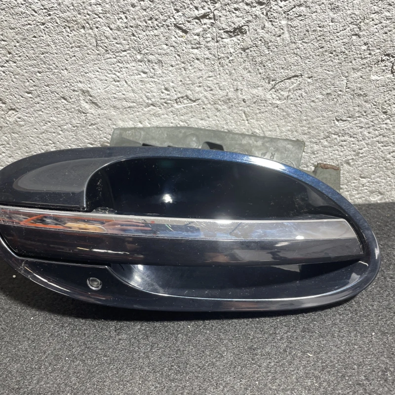 Maner usa dreapta fata BMW 