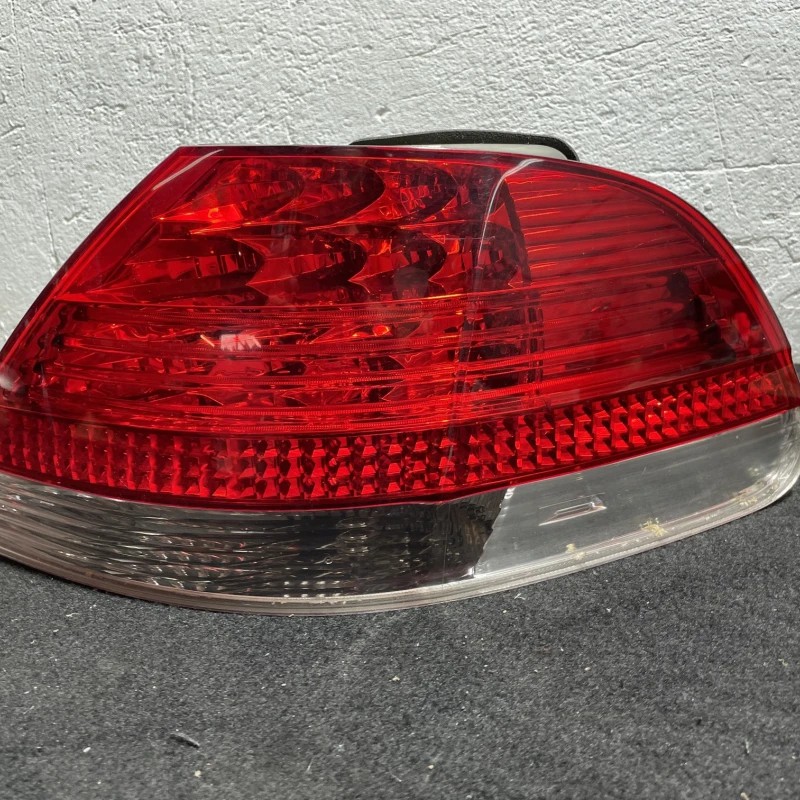 Stop dreapta caroserie BMW Seria 7 E65 2008