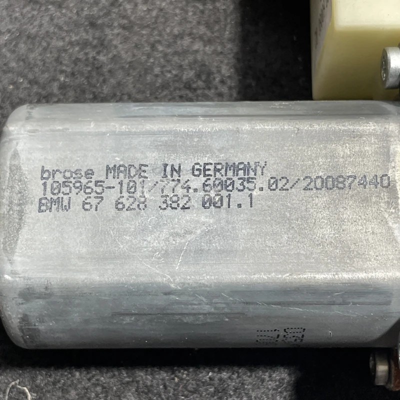 Motoras geam stanga fata / BMW Seria 7 E65 2008 / Audio si electronice