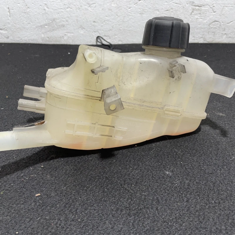 Vas expansiune / Renault Scenic III 2010 / Motor, racire si evacuare