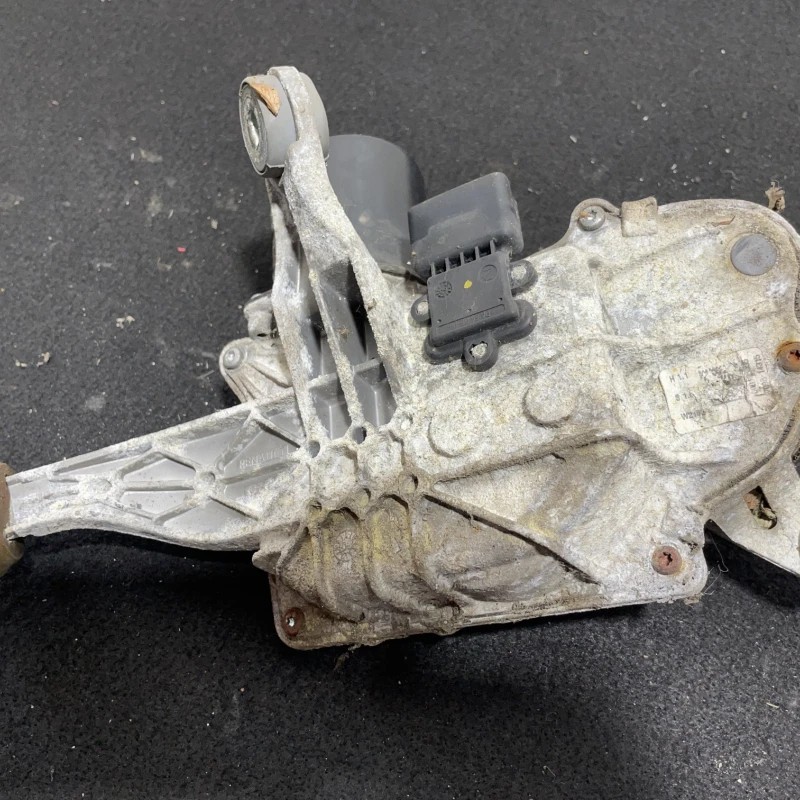 Motoras stergator parbriz stanga / Renault Scenic III 2010 / Caroserie, oglinzi si faruri
