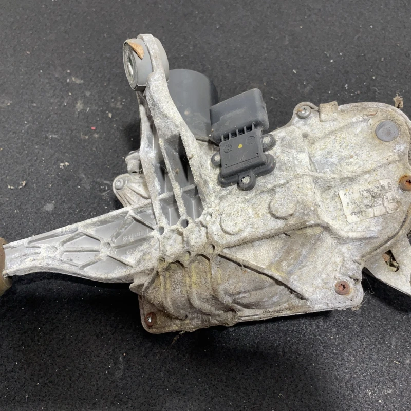 Motoras stergator parbriz stanga / Renault Scenic III 2010 / Caroserie, oglinzi si faruri
