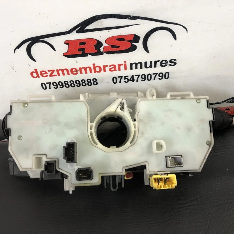 Spira volan cu manete / Renault Scenic III 2010 / Audio si electronice