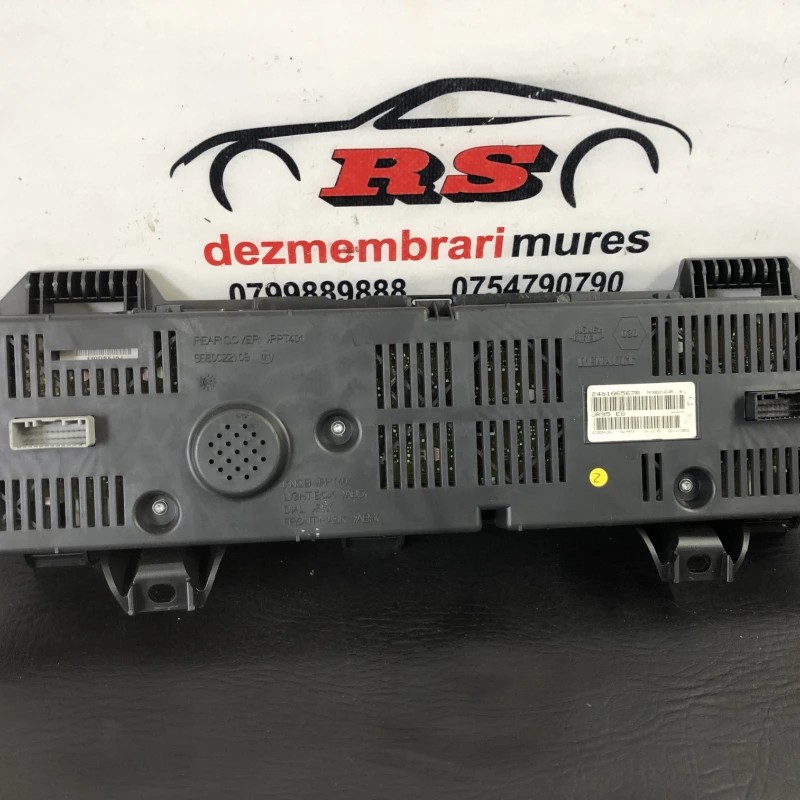Display bord / Renault Scenic III 2010 / Audio si electronice