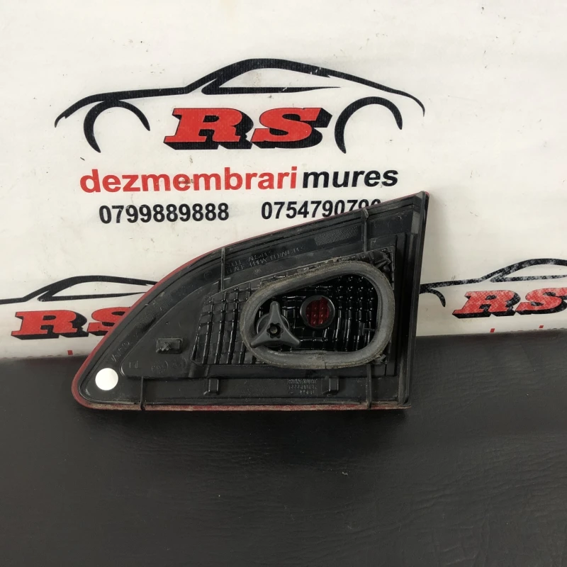 Stop stanga haion / Renault Scenic III 2010 / Caroserie, oglinzi si faruri