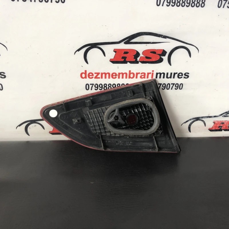 Stop dreapta haion / Renault Scenic III 2010 / Caroserie, oglinzi si faruri