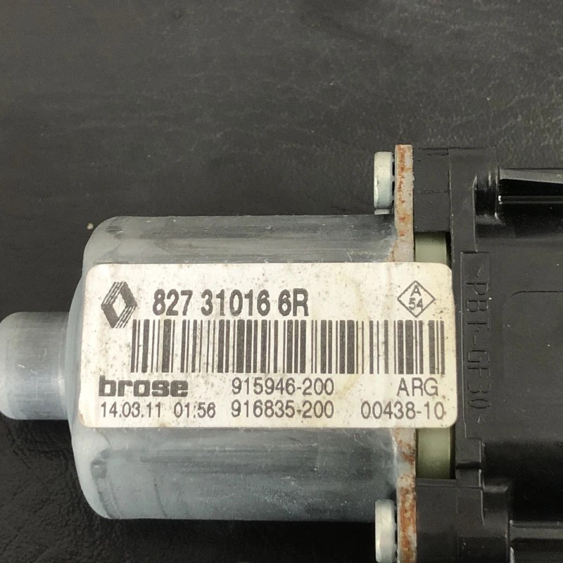 Motoras geam stanga fata / Renault Scenic III 2011 / Audio si electronice