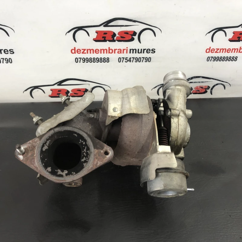 Turbosuflanta turbo turbina / Renault Scenic III 2011 / Motor, racire si evacuare