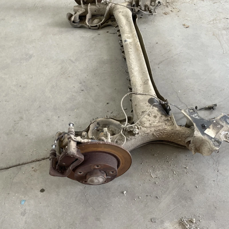 Punte spate / Renault Scenic III 2011 / Caroserie, oglinzi si faruri