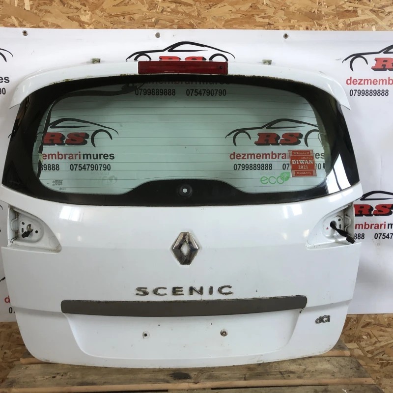 Haion / Renault Scenic III 2011 / Caroserie, oglinzi si faruri