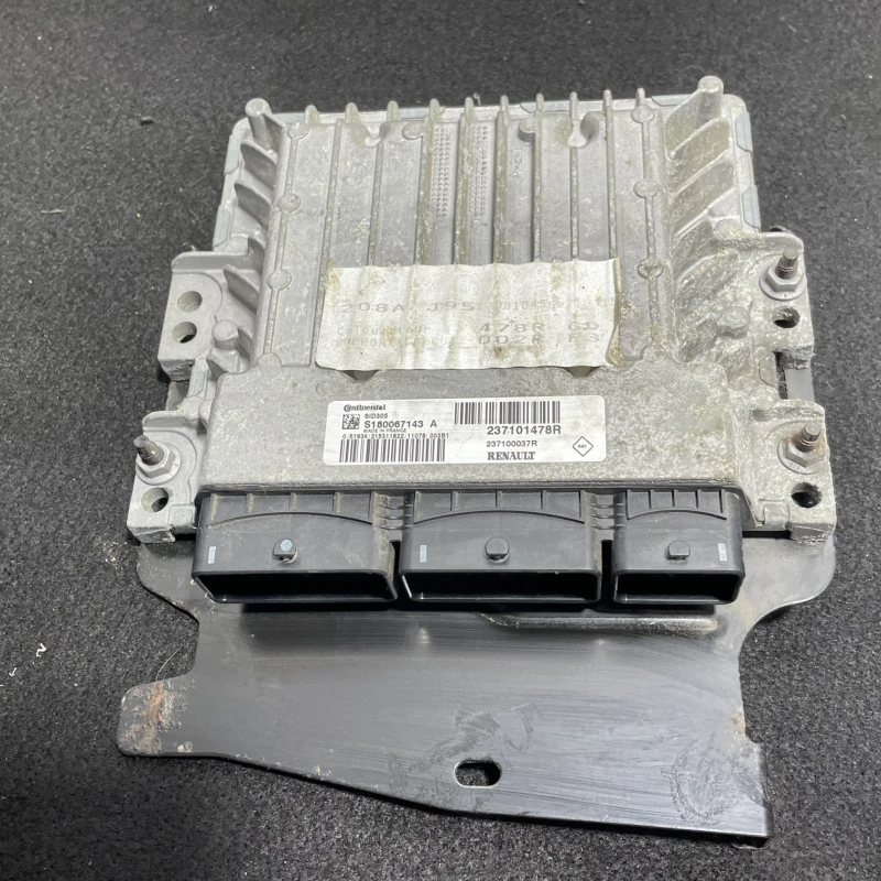 Calculator motor ecu Renault 