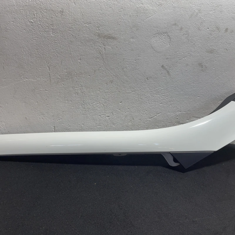 Ornament stalp dreapta Renault 