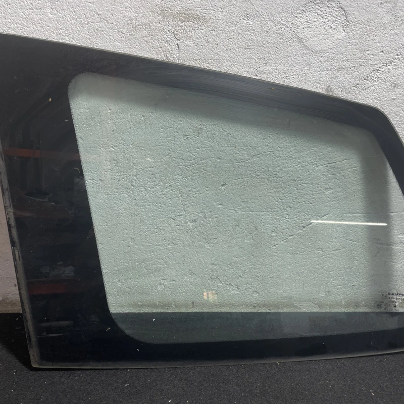 Geam stanga spate Subaru 
