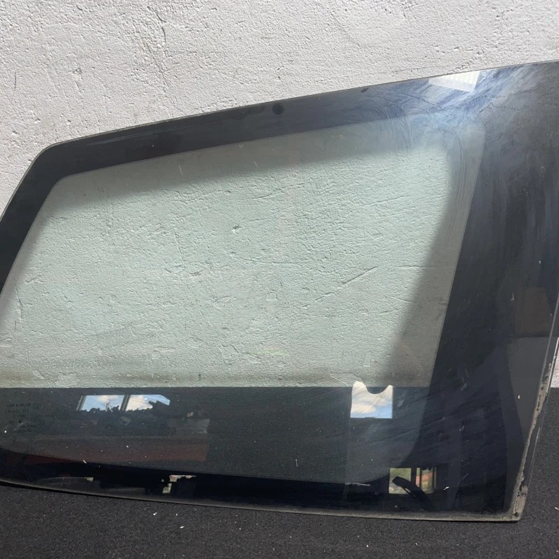 Geam dreapta spate Subaru Forester Forester 2009